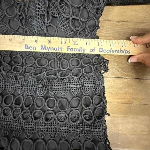 Boohoo Boutique Black Lace Plunge Neck Bodycon Dress NWT Size 8 - Picture 11 of 12